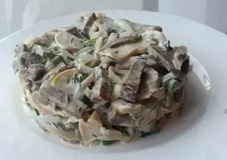 Салат с языком